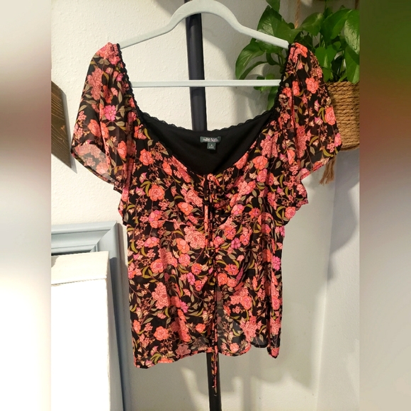 wild fable Tops - Wild Fable Flower Blouse SZ XL